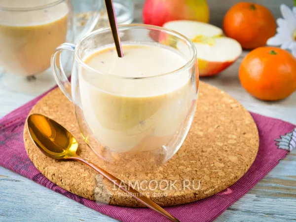 Фото блюда: Смузи из мандаринов и яблок (с ряженкой)