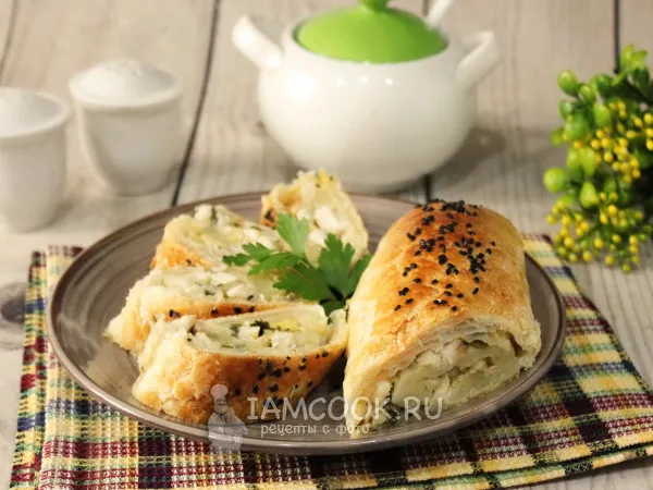 Фото блюда: Куриный рулет в слоеном тесте