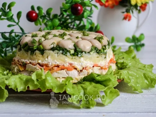 Фото готового блюда: Салат «Грибная поляна» с корейской морковью