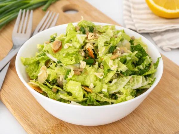 Фото готового блюда: Салат с вермишелью быстрого приготовления