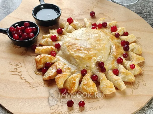 Фото блюда: Лепешка роти с камамбером