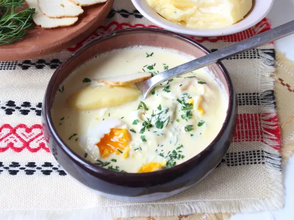 Фото блюда: Яичница по-кабардински (со сметаной)