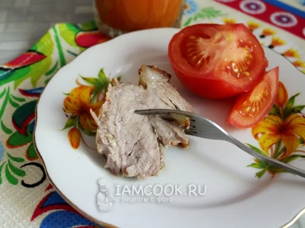 Фото готового блюда: Шейка свиная пряная в фольге