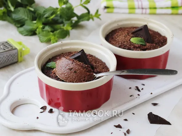 Фото готового блюда: Шоколадный пудинг из манки