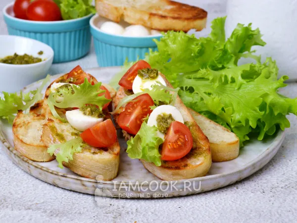 Фото блюда: Брускетта с песто