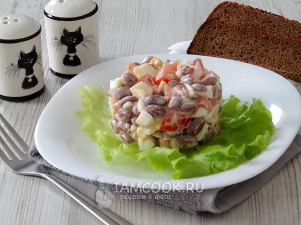 Фото блюда: Салат с красной фасолью и помидорами