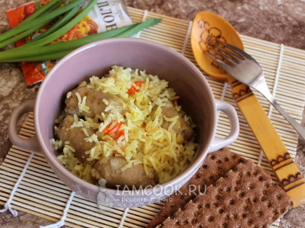 Фото готового блюда: Плов с купатами в мультиварке