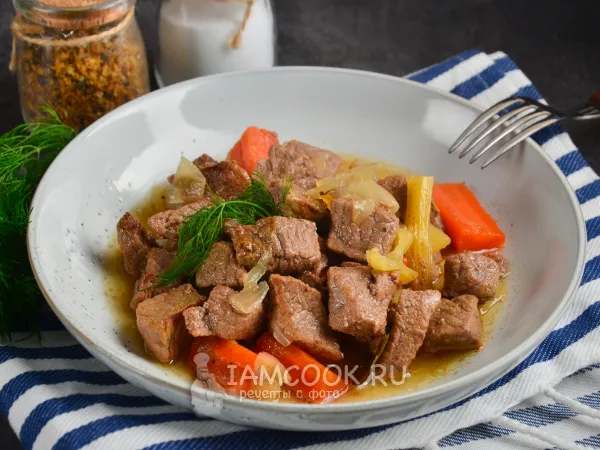 Фото готового блюда: Томленая говядина в мультиварке