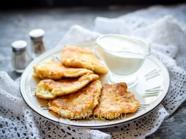 Фото готового блюда: Оладьи из куриной грудки с майонезом