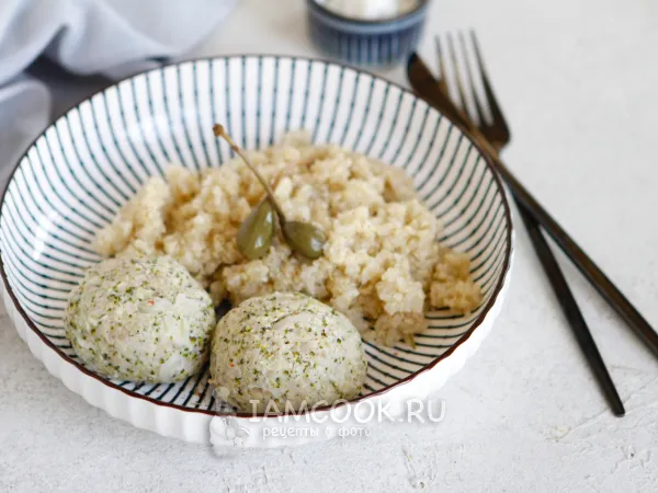 Фото блюда: Котлеты из индейки с брокколи на пару