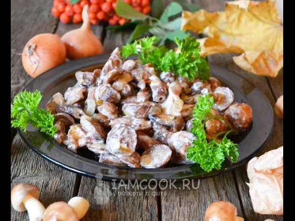 Фото блюда: Маслята жареные в сметане