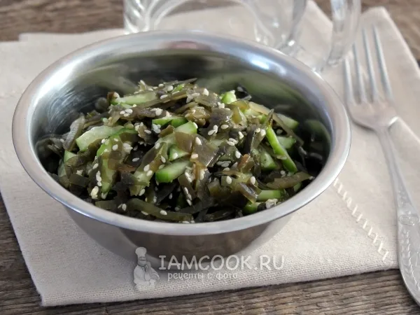 Фото блюда: Салат из морской капусты с огурцом