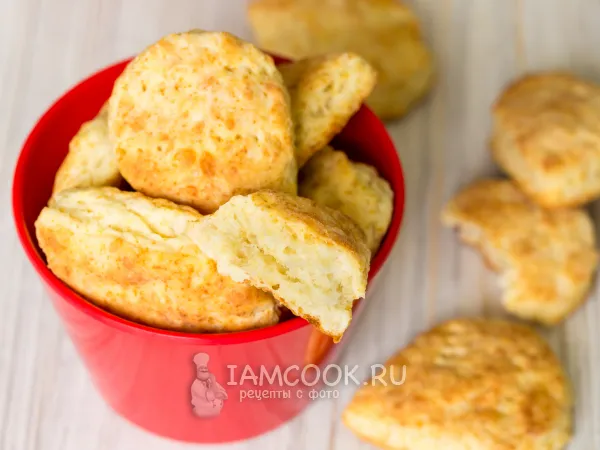 Фото готового блюда: Печенье на кефире с сыром