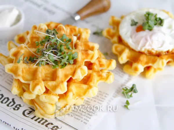 Фото готового блюда: Сырные вафли без молока