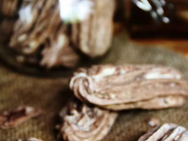 Фото готового блюда: Шоколадные меренги