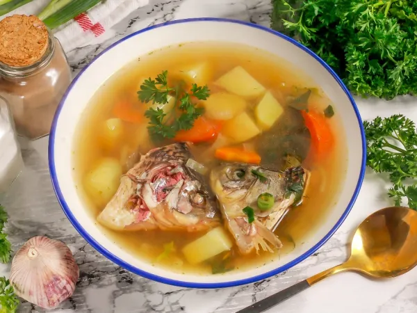 Фото блюда: Уха из голов карасей