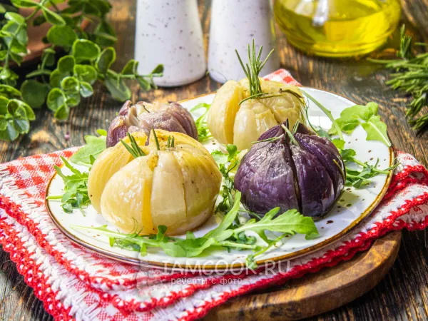 Фото блюда: Запеченный лук в фольге в духовке