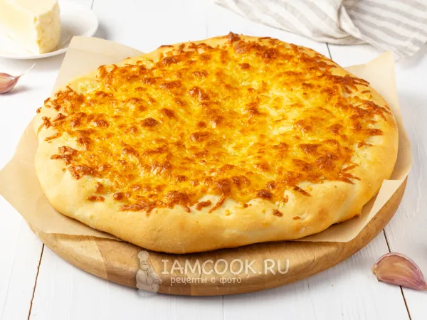 Фото блюда: Лепешка с сыром и чесноком