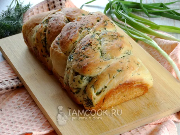 Фото готового блюда: Хлеб с зеленью и чесноком