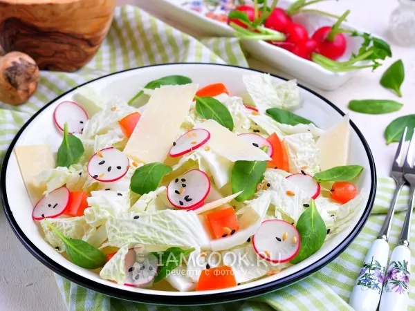 Фото готового блюда: Салат из китайской капусты