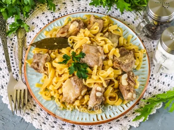 Фото блюда: Макароны со свининой в мультиварке