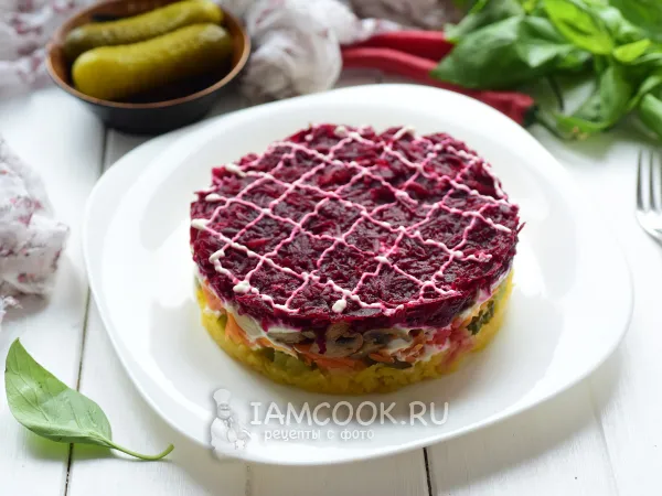 Фото блюда: Постный слоеный салат с грибами