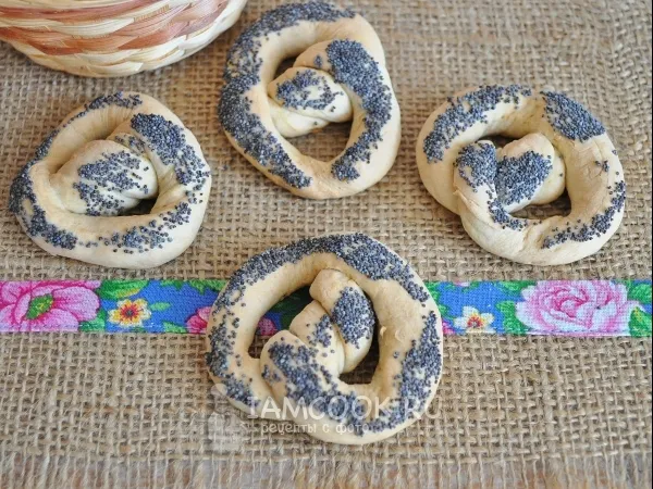 Фото готового блюда: Крендельки сливочные