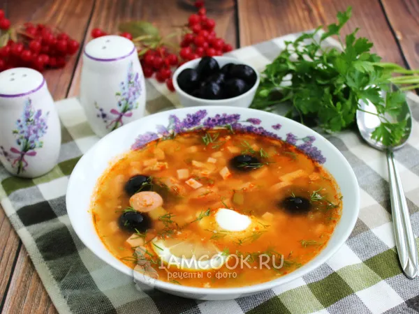 Фото готового блюда: Солянка без копченостей