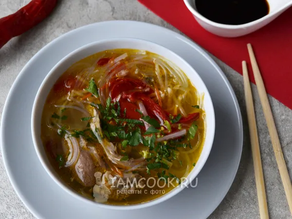 Фото готового блюда: Китайский суп с фунчозой и соевым соусом
