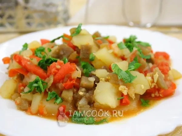 Фото готового блюда: Овощи тушеные в мультиварке