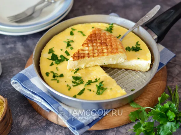 Фото блюда: Лапшевник из вермишели с яйцом на сковороде