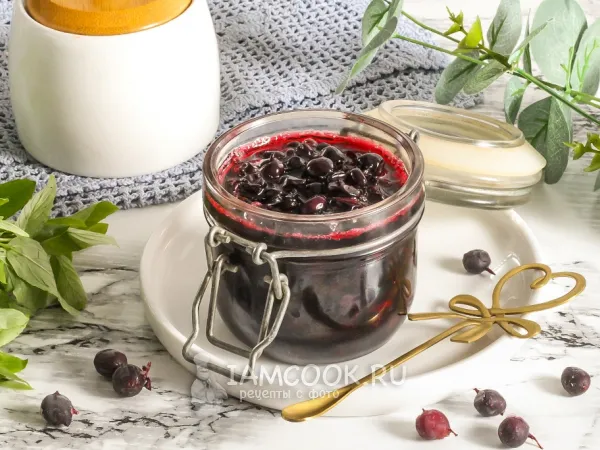 Фото блюда: Жареное варенье из черной смородины на сковороде