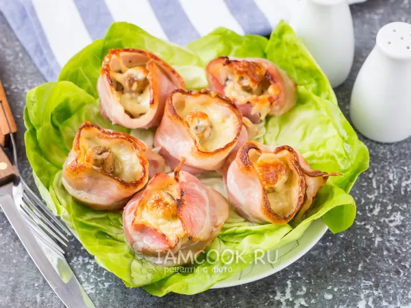 Фото блюда: Шампиньоны с сыром в беконе в духовке