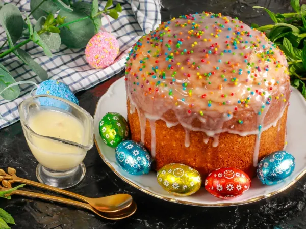 Фото готового блюда: Глазурь для кулича со сливочным маслом