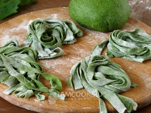 Фото готового блюда: Паста «Шрек» с крапивой
