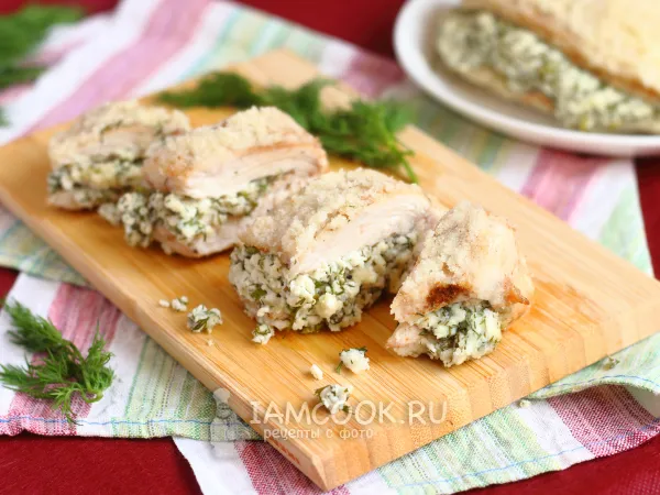 Фото готового блюда: Куриное филе с творогом в духовке