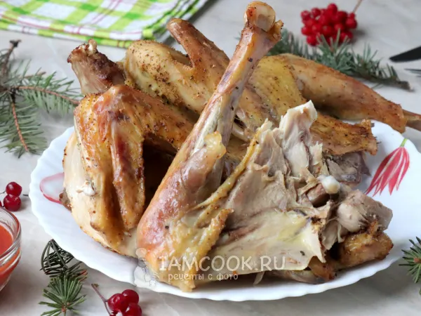 Фото готового блюда: Петух в духовке в рукаве целиком