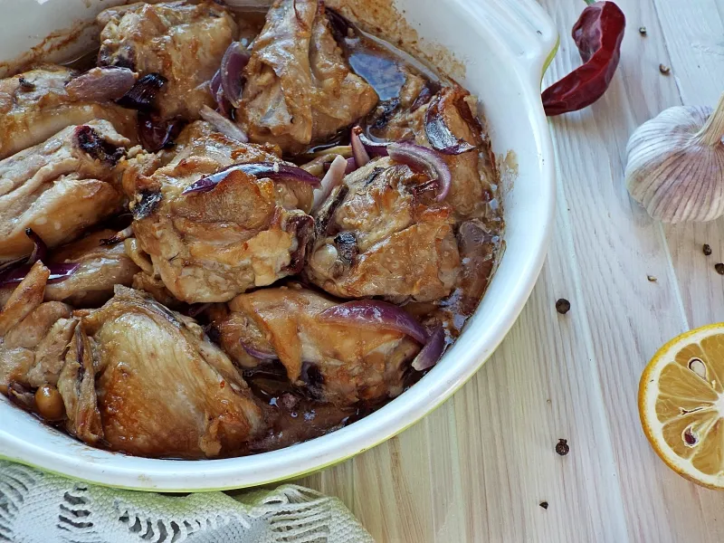 Фото готового блюда: Курица кусочками в духовке