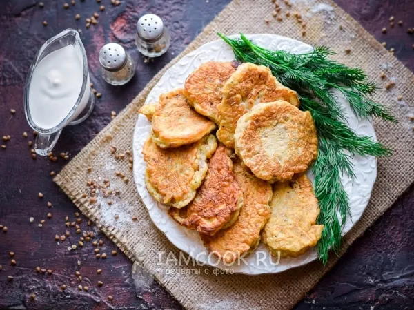 Фото готового блюда: Оладьи из гречневой каши