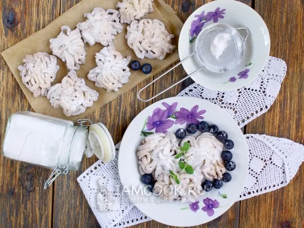 Фото готового блюда: Печенье песочное на маргарине через мясорубку