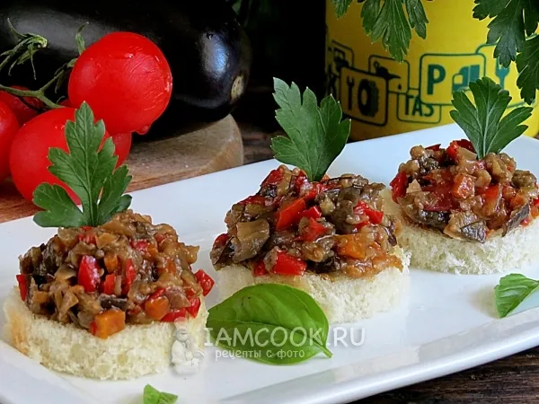 Фото блюда: Икра из запеченных баклажанов