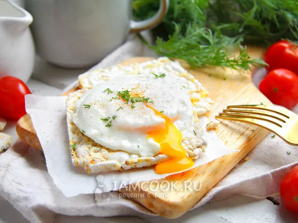 Фото готового блюда: Яйцо пашот в половнике