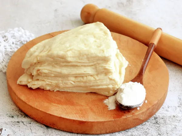 Фото блюда: Быстрое слоеное дрожжевое тесто в домашних условиях