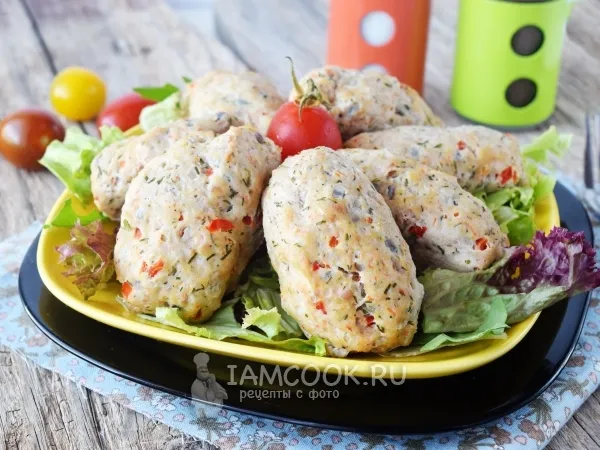 Фото готового блюда: Котлеты из индейки на пару