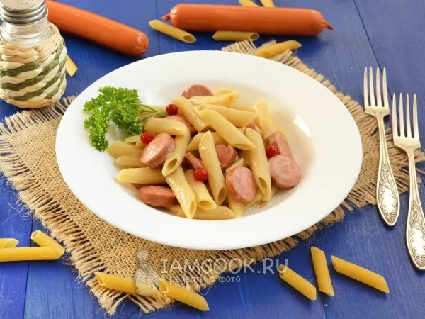 Фото блюда: Макароны с сосисками в мультиварке