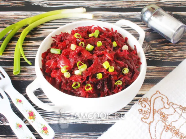 Фото блюда: Тушёная свёкла с луком