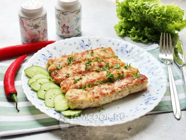 Фото блюда: Куриные колбаски на сковороде