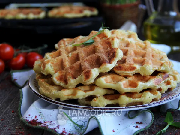 Фото готового блюда: Картофельные вафли в мультипекаре