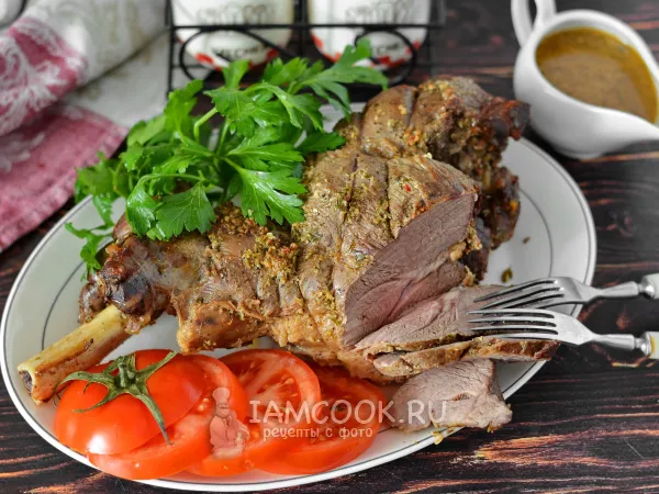 Фото блюда: Бараний окорок, запеченный в духовке