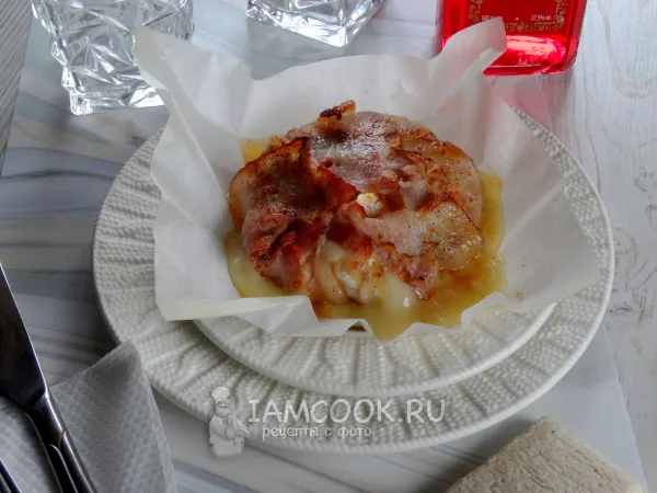 Фото блюда: Камамбер в беконе в духовке